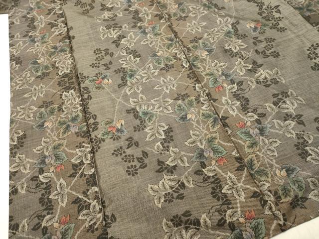 平和屋着物○本場大島紬 9マルキ 草葉文 正絹 逸品 DAAT1102tw