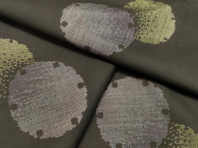 平和屋着物●本場大島紬　9マルキ　地空き　雪輪重ね文　正絹　逸品　DAAT1161tw