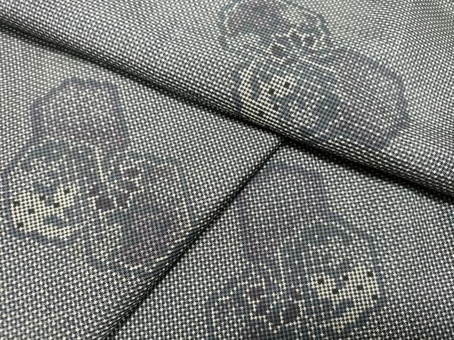 平和屋着物●本場大島紬　7マルキ　亀甲重ね文　正絹　逸品　DAAT1507tw