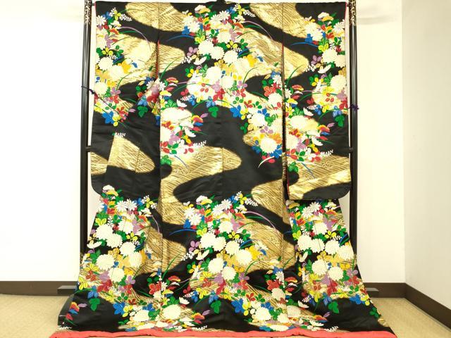 平和屋着物●お引きずり・お引き摺り・引き振袖　和装　結婚式　舞妓　芸妓　芸者　衣装　唐織　流水花松文　黒地　金糸　逸品　DAAT8892zy