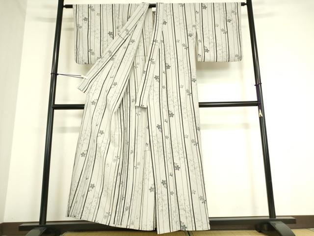 平和屋着物□リョウコキクチ R・K 小紋 舞花文 洗える着物 AAAX7166fw