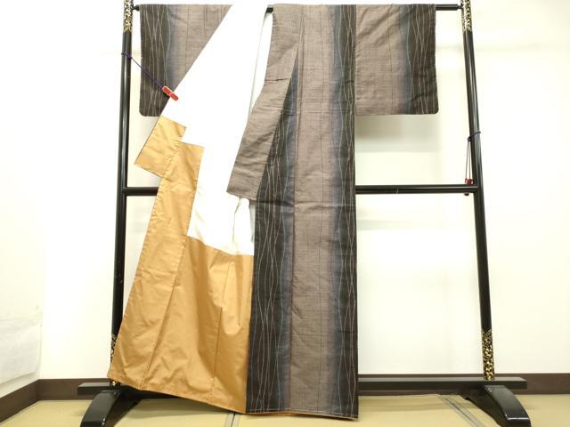 平和屋着物○都喜ヱ門 本場大島紬 9マルキ 古代染色純泥