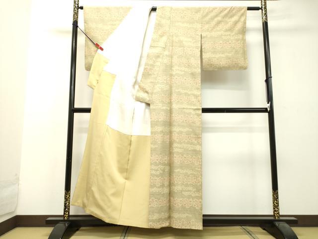 平和屋着物○本場結城紬 重要無形文化財 100亀甲 流水草花文 正絹