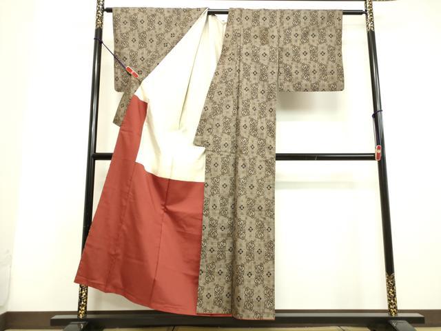 平和屋着物○本場大島紬 割り込み絣 花菱文 正絹 逸品 DAAU0726tw