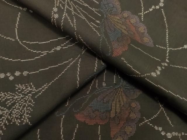 平和屋着物●本場大島紬　9マルキ　舞蝶草葉文　正絹　逸品　DAAU0764tw