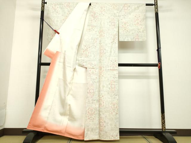 平和屋着物○本場大島紬 白大島 9マルキ 色紙洋花文 稲留織物