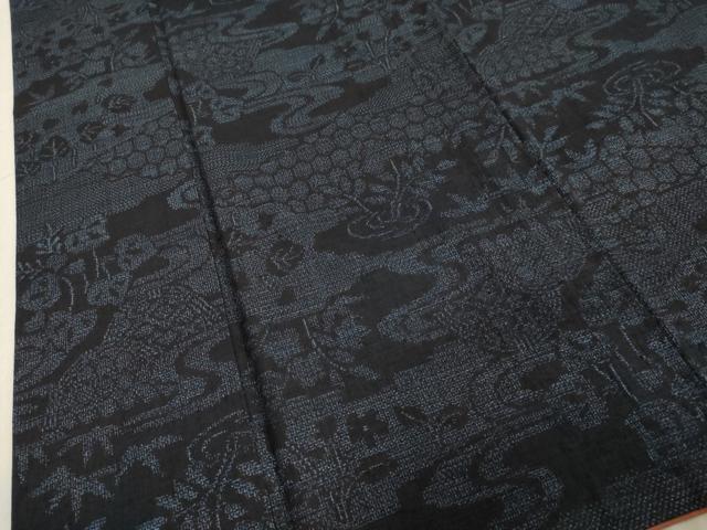 平和屋着物○本場結城紬 重要無形文化財 100亀甲 流水草花文 正絹
