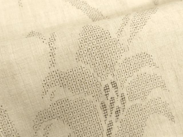 平和屋着物○本場結城紬 重要無形文化財 120亀甲 更紗花文 正絹
