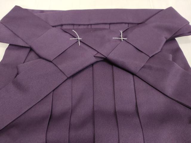 平和屋着物○女性 行灯袴 総刺繍 草花文 深紫色 金銀糸 卒業