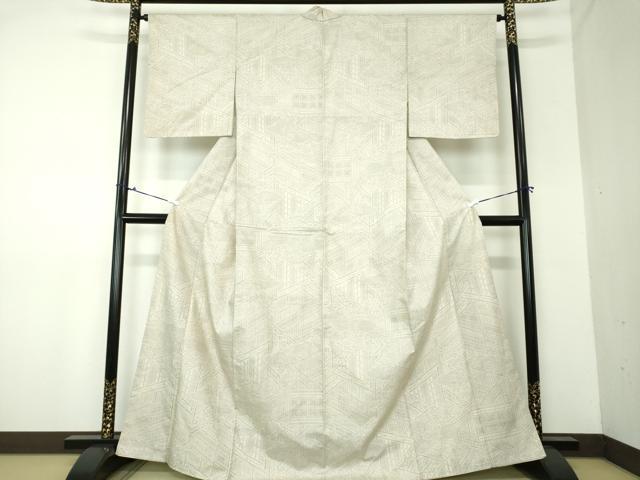 平和屋着物●本場大島紬　白大島　7マルキ　雲取り風景花文　正絹　逸品　DAAU5017ps