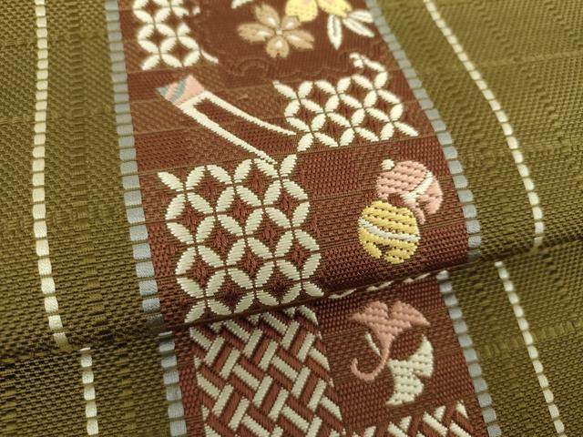 平和屋着物○本場筑前博多織 八寸名古屋帯 宝尽くし雪輪花間道