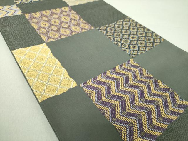 平和屋着物○六通柄袋帯 唐織 変わり市松文様 金糸 正絹 逸品 DAAU5986ps