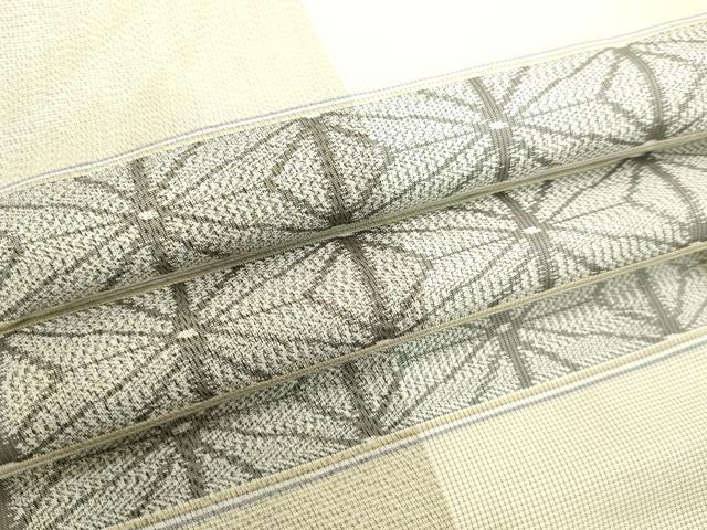 平和屋着物○本場大島紬 龍郷絣 秋名バラ 正絹 逸品 AAAV7359zg ○正絹