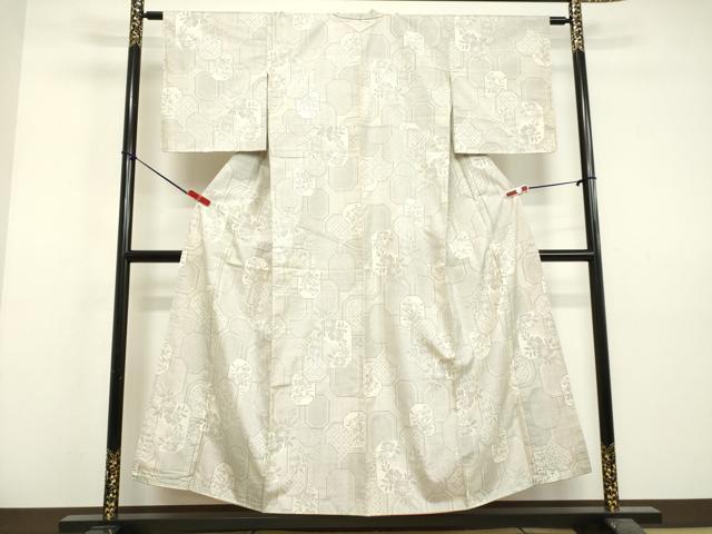 平和屋着物○本場大島紬 9マルキ 亀甲花文 正絹 逸品 未使用 DAAU5591ps