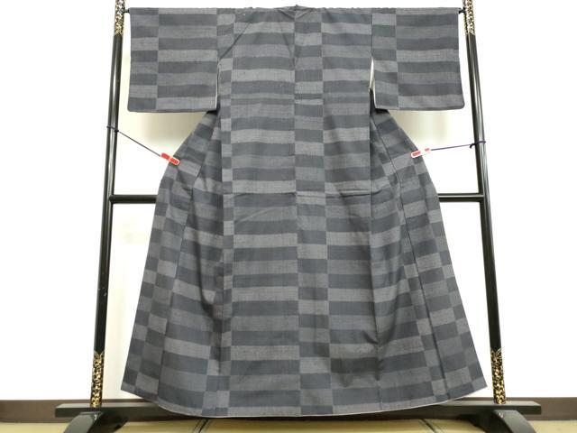 平和屋着物●結城紬　80亀甲　横段文　そごう百貨店扱い　正絹　逸品　DAAV1460tw 平和屋着物○結城紬 80亀甲 横段文 そごう百貨店扱い 正絹 逸品 DAAV1460tw