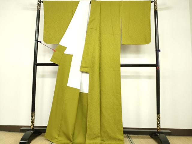 平和屋着物●上質な色無地　南天地紋　オリーブ色　正絹　逸品　DAAV3105du 平和屋着物○上質な色無地 南天地紋 オリーブ色 正絹 逸品 DAAV3105du