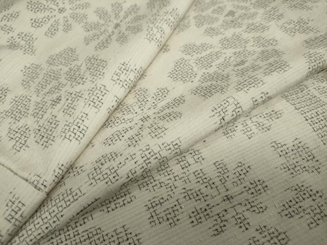 平和屋着物●結城紬　80亀甲　雲霞草花文　正絹　逸品　DAAV4903ud