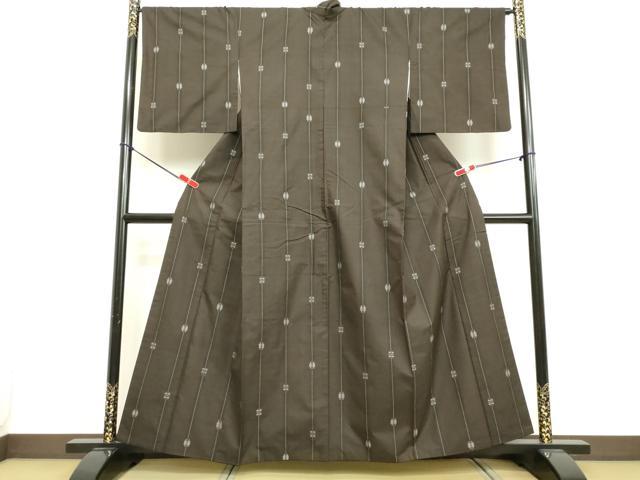 平和屋着物□本場大島紬 9マルキ 花唐草文 証紙付き 正絹 逸品 BAAM9616xa