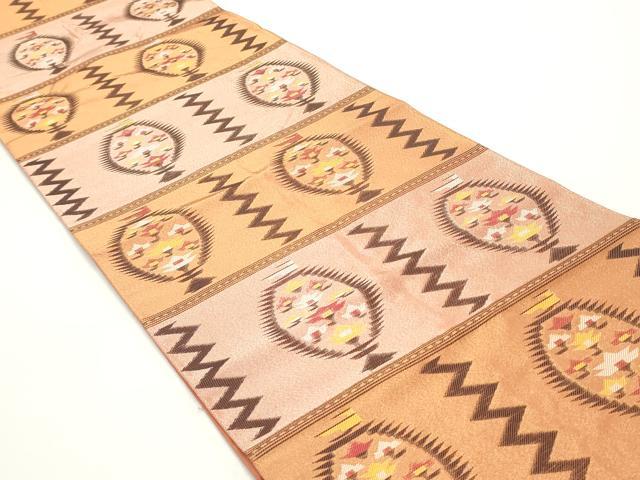 平和屋着物○織物一筋名門 織悦 全通柄 本袋帯 陶器更紗花横段文 金糸