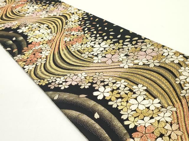 平和屋着物○両面 六通柄袋帯 流水舞桜文 黒地 金糸 正絹