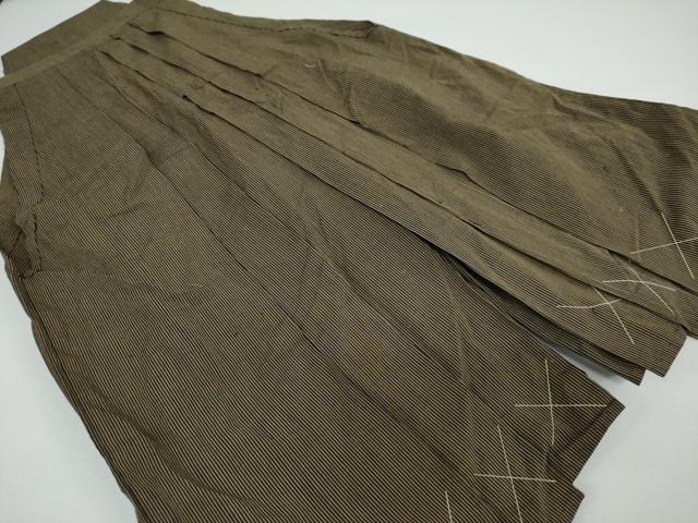 平和屋着物●男性　馬乗り袴　縞　正絹　逸品　DAAW5410ud