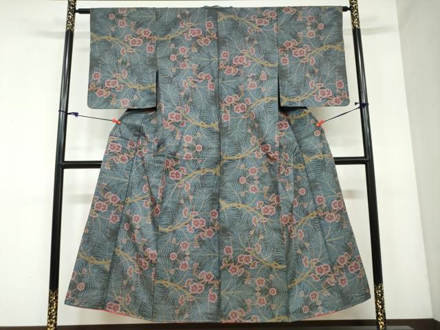 平和屋着物●本場奄美大島紬　7マルキ　枝花文　反端付き　正絹　逸品　未使用　DAAW5595ud 平和屋着物○本場奄美大島紬 7マルキ 枝花文 反端付き 正絹