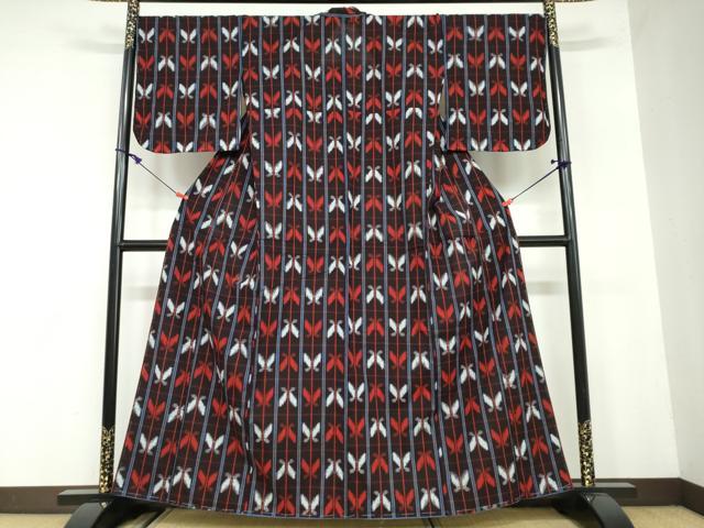 平和屋着物○久留米絣 単衣 舞蝶文 綿 逸品 DAAW5653ud