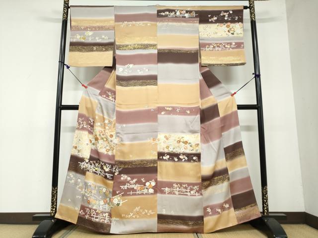 平和屋着物●訪問着　駒刺繍　横段草花文　金彩　正絹　逸品　DAAW5763ud