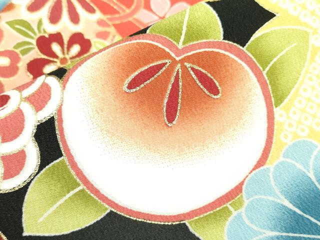 平和屋着物●小振袖　二尺袖　道長花鞠文　橘　黒地　金彩　DAAX1965op 平和屋着物○小振袖 二尺袖 道長花鞠文 橘 黒地 金彩