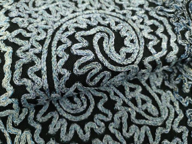 平和屋着物●染織デザイナー　堀口無月 　MUGETSU　チュール織　全通柄袋帯　変わり間道　黒地　金糸　正絹　逸品　DAAX4550ps 平和屋着物○染織デザイナー 堀口無月 MUGETSU チュール織 全通柄袋帯