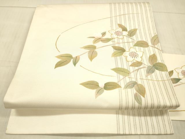 平和屋着物●九寸名古屋帯　手描き　駒刺繍　枝花文　金銀糸　正絹　逸品　DAAX5785cm