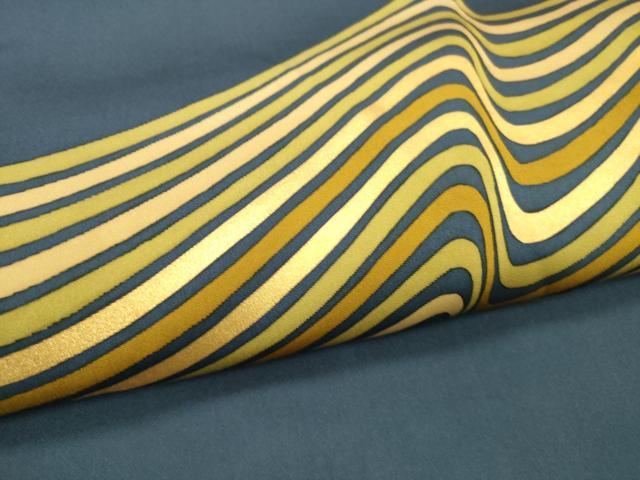 平和屋着物○九寸名古屋帯 流水文 金彩 松坂屋扱い 染織名作展