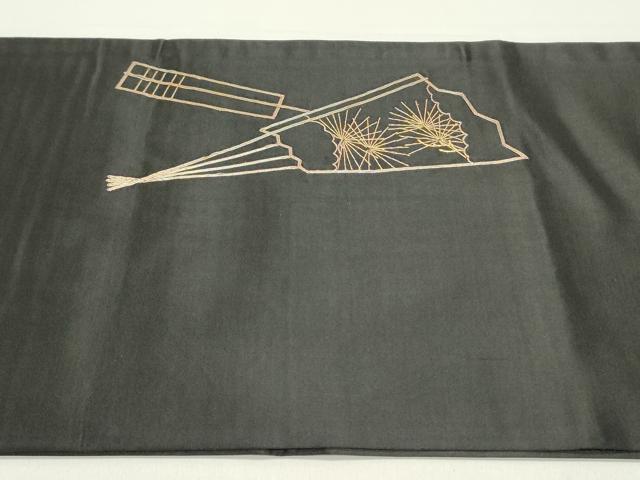 平和屋着物●アンティーク　大正ロマン　丸帯　駒刺繍　総刺繍　檜扇鶴文　黒地　正絹　逸品　DAAY0234ob 平和屋着物○アンティーク 大正ロマン 丸帯 駒刺繍 総刺繍 檜扇鶴文