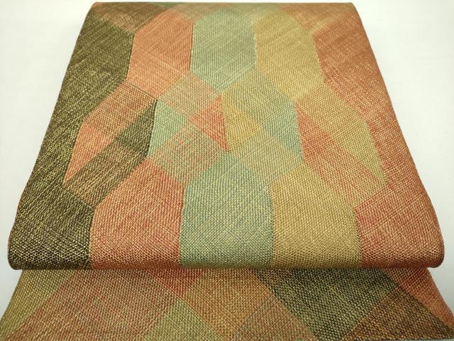 平和屋着物●ひなや工房　くむ・あむ・おる　伊豆蔵明彦　組織　全通柄袋帯　亀甲文　金糸　正絹　逸品　未使用　DAAY1595ps