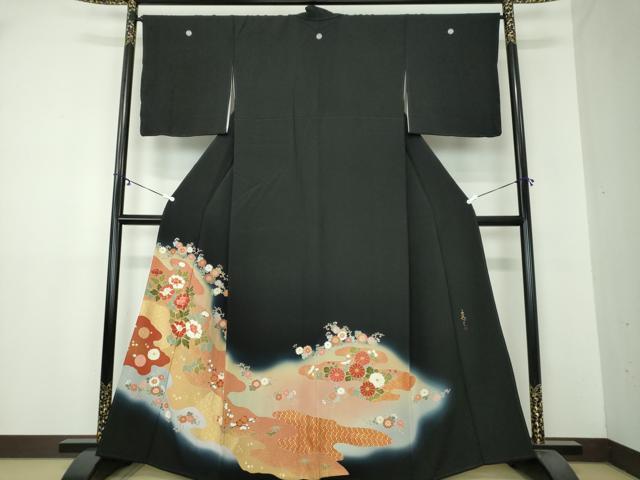 平和屋着物●京友禅の第一人者　松井青々　黒留袖　駒刺繍　道長吉祥花文　暈し染め　金彩　正絹　逸品　未使用　DAAY1821ps