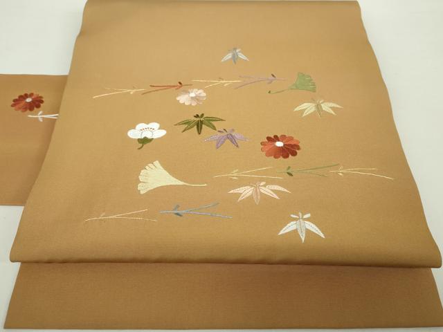 平和屋着物●塩瀬　九寸名古屋帯　駒刺繍　総刺繍　吹き寄せ花文　金糸　正絹　逸品　DAAY1920ps