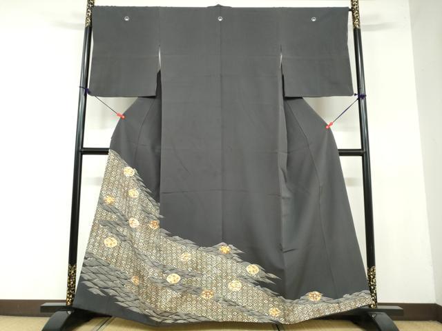 平和屋着物●豪華黒留袖　吉祥草花文　金彩　正絹　逸品　DAAY5200ud