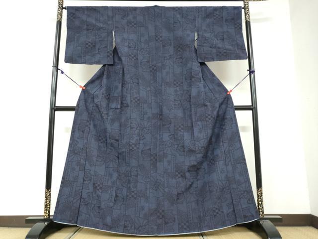 平和屋着物●結城紬　陶器草花文　正絹　逸品　DAAY5341ud 平和屋着物○結城紬 陶器草花文 正絹 逸品 DAAY5341ud