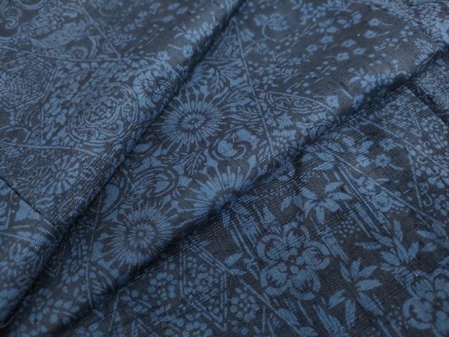 平和屋着物●上質な小紋　紬地　藍　型染め　切嵌草花文　正絹　逸品　DAAY5404ud