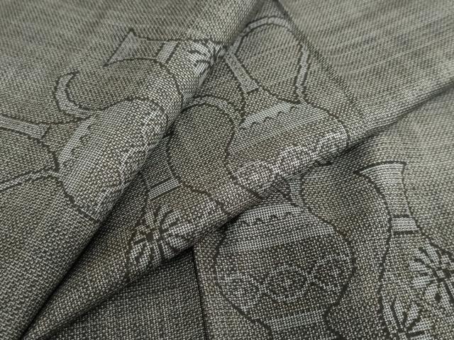 平和屋着物●本場大島紬　9マルキ　陶器草花文　正絹　逸品　DAAY5852ud