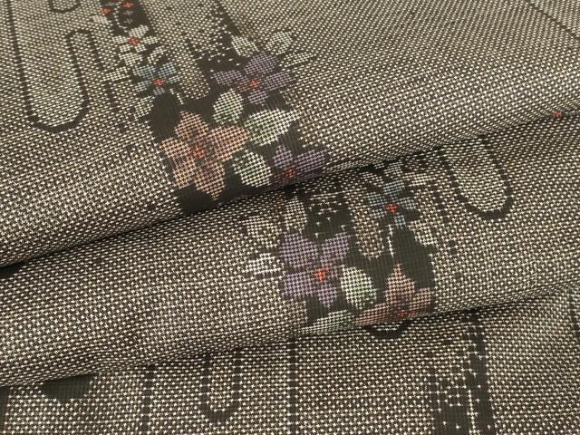 平和屋着物●本場大島紬　7マルキ　霞花文　正絹　逸品　DAAY9255az