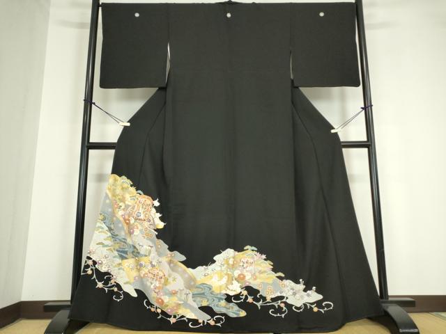 平和屋着物●創業460年・千總　黒留袖　駒刺繍　貝桶吉祥花文　金彩　正絹　逸品　DAAY9652az