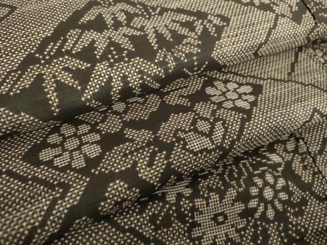 平和屋着物●本場大島紬　7マルキ　草花文　正絹　逸品　DAAZ0017ps