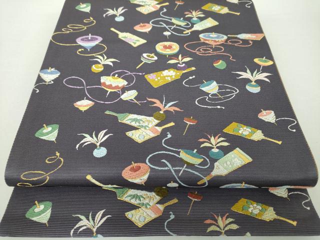 平和屋着物●西陣の老舗　1782年創業　山下織物　六通柄袋帯　唐織　独楽羽子板紋　金糸　正絹　逸品　DAAZ0057ps