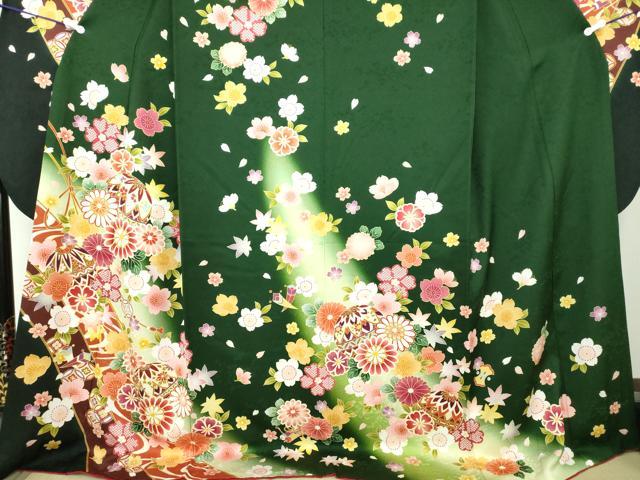 平和屋着物○極上 振袖 駒刺繍 舞桜 花手毬 暈し染め 金糸