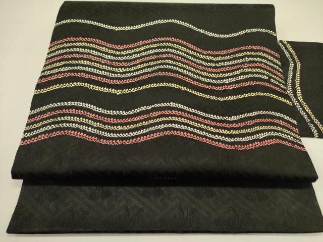 平和屋着物●九寸名古屋帯　絞り　よろけ縞　黒地　正絹　逸品　DAAZ2250op