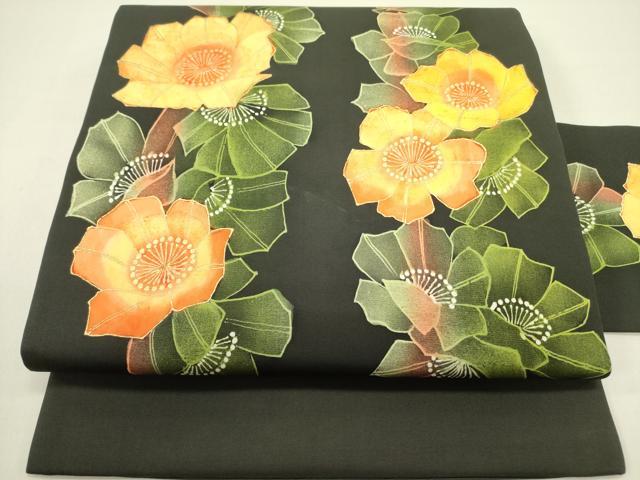 平和屋着物●塩瀬　九寸名古屋帯　舞花　黒地　金彩　正絹　逸品　DAAZ2273op