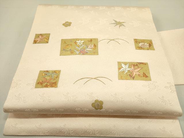 平和屋着物●九寸名古屋帯　刺繍　草花　金彩　正絹　逸品　未使用　DAAZ2822op