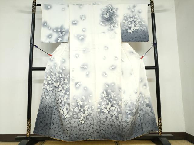 平和屋着物●訪問着　舞蝶文　暈し染め　銀彩　正絹　逸品　DAAZ7122ud
