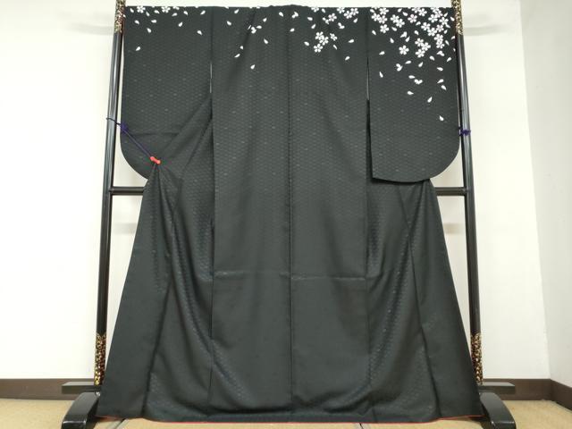 平和屋着物●小振袖　二尺袖　舞桜文　黒地　洗える着物　DAAZ7663ud